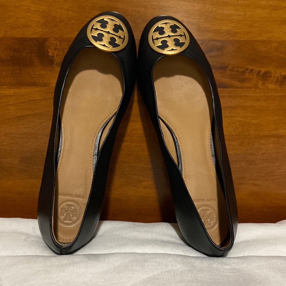 Tory Burch Benton Gold Tone Reva Ballet Flats Size 10